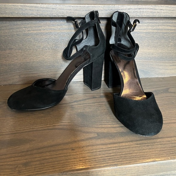 Bleecker & Bond LORA Suede Heels Size 7.5 - Picture 5 of 9